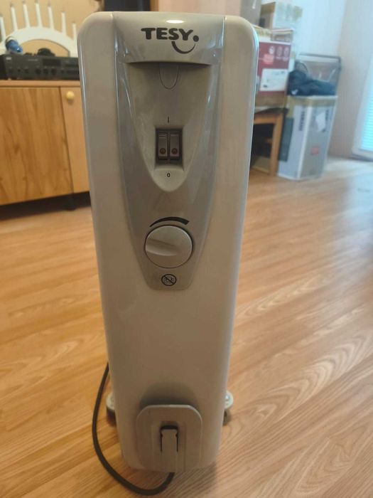 Маслен радиатор TESY CA 3014 E01 R – 3000 W, 14 ребра