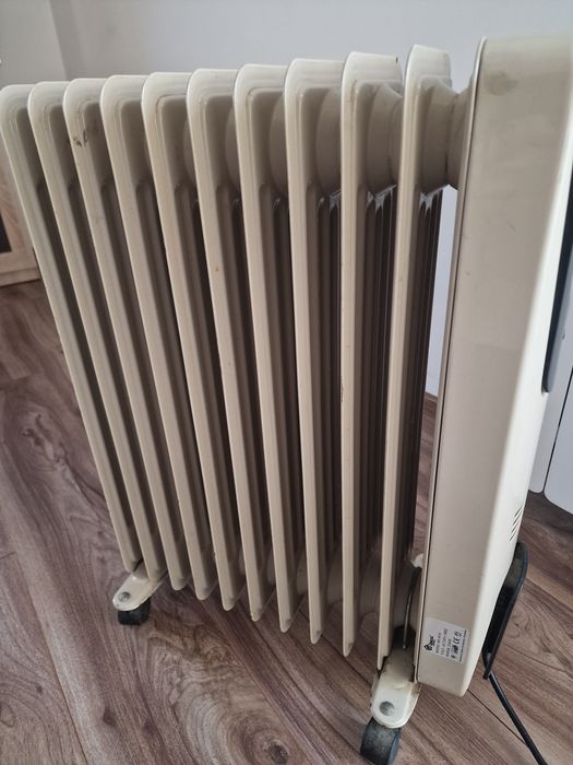 Calorifer electric cu ulei, 10 elementi,  2300W