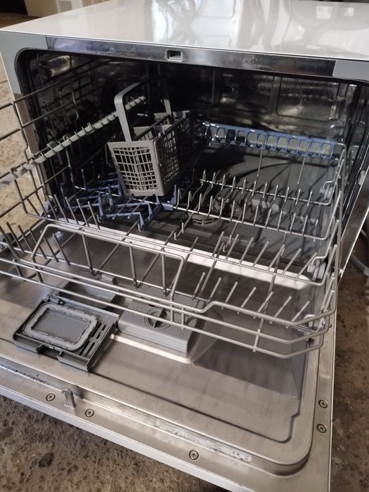 Компактна съдомиялна Amica