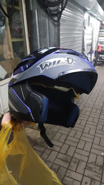 Шлем в отличном состоянии