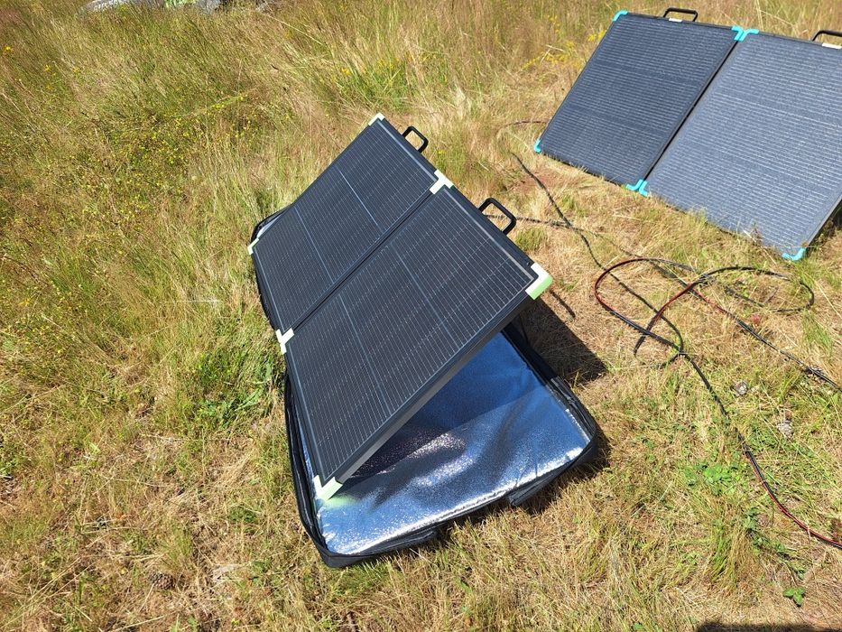 Сгъваем соларен куфар панел 100W, 220W, 160W Revolt + PWM контролер