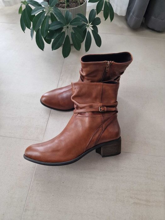 Продавам дамски обувки