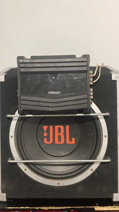 прод сабмуфер JBL