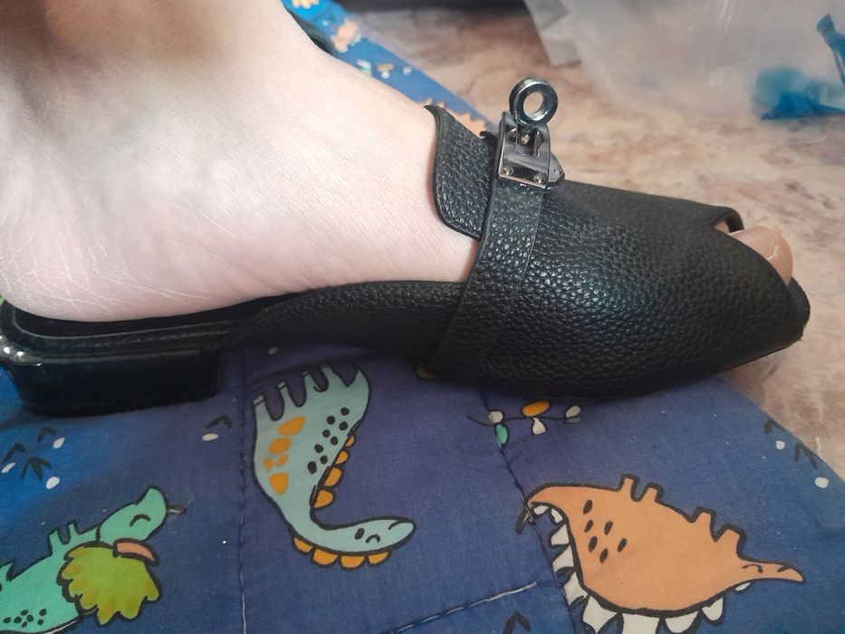 Продам женские обувь бу