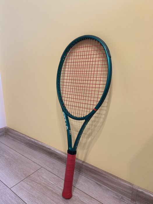 Wilson Blade v10 100L 16x19 (285 грама, грип 3)