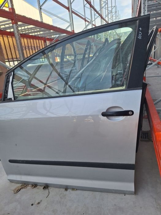 Предна лява врата Vw Golf+ / Фолксваген Голф + 2007г.