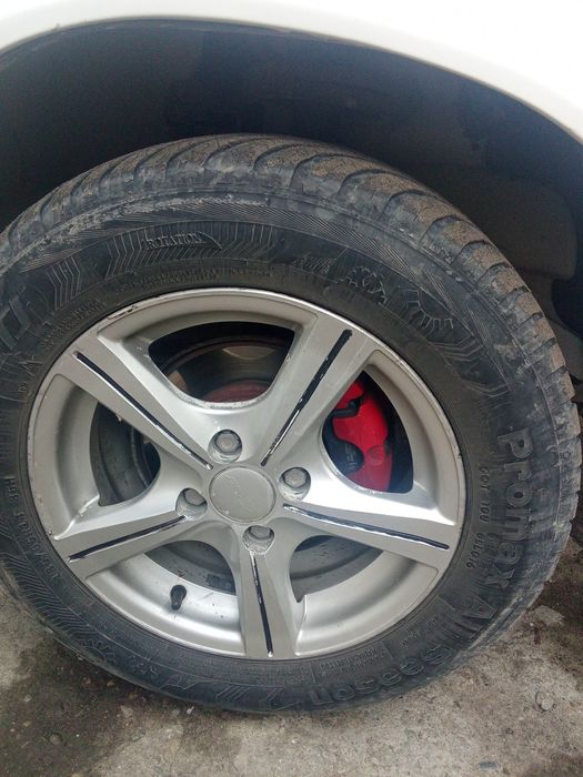 Lada samara 2 xetchbek 2012 yil. Mator hadavoy zoʻr kraska radnoy 42ml