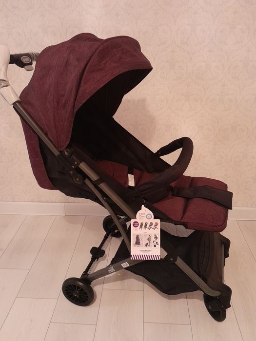 Продам коляску новый с дефектом