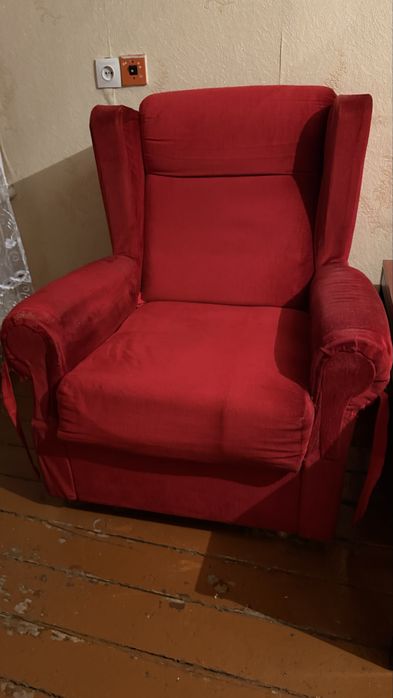 Диван и кресло , самовызов