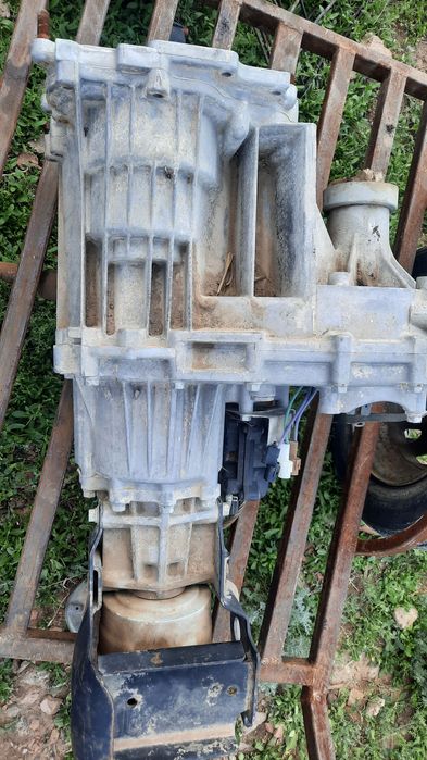 Раздатка на митсубиси поджеро 4