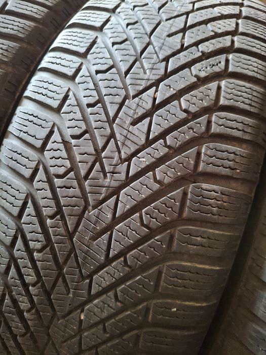 4 Anvelope de iarnă 205 65 R17 Pirelli