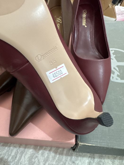 Туфли 35 р сатылады