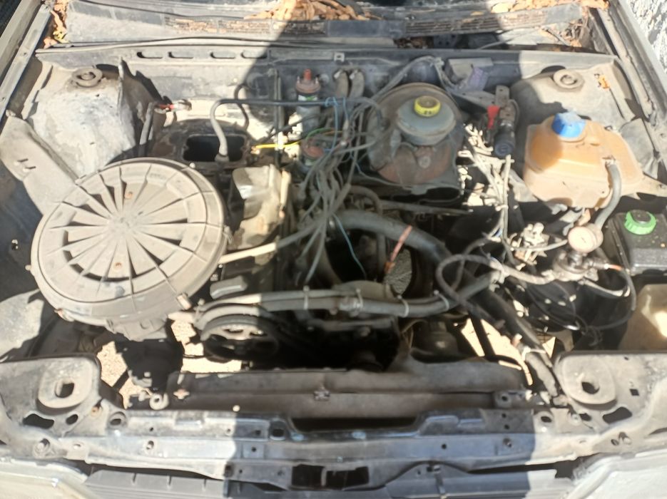 Audi 80 b3 Метан  на  части