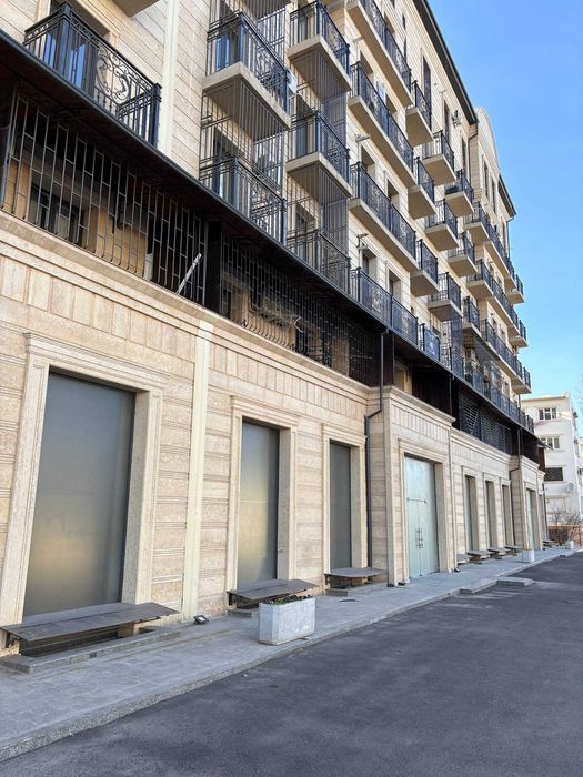 Сдается в аренду 720кв. м Мирзо Улугбек р. Чимган