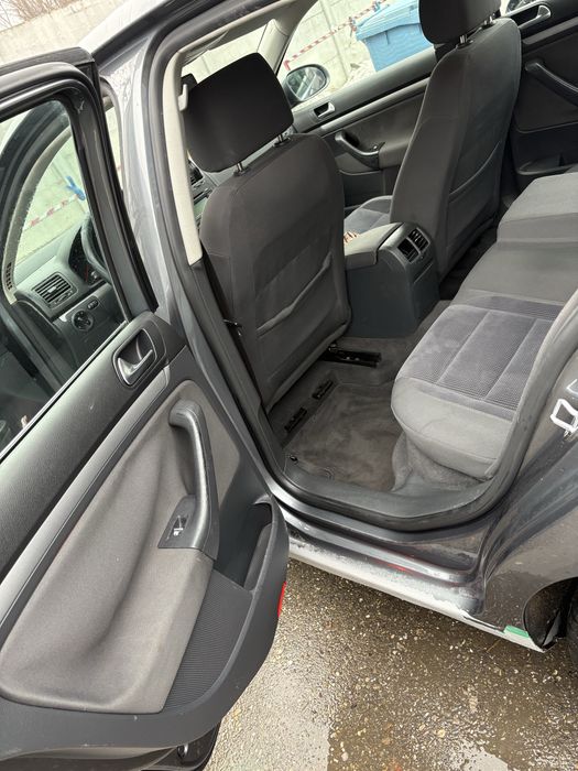 Vând volkswagen Jetta