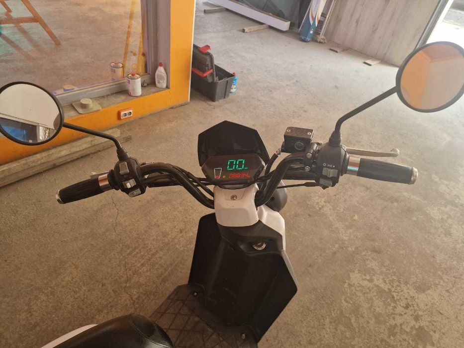 мопед  продается