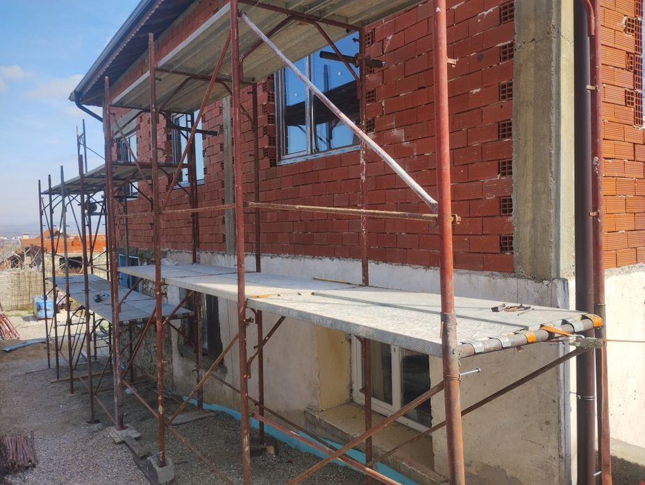 Фасадно рамково скеле под наем 10 evro