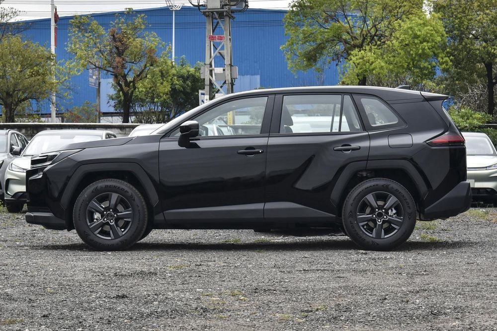 Toyota RAV 4 2026 — 3