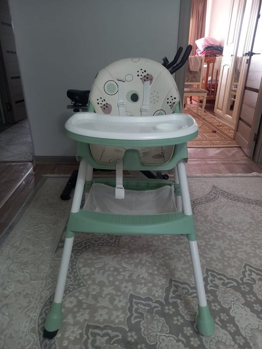 Детское  кресло  для питания