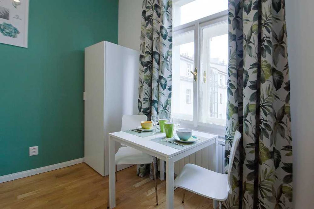 Дава се под наем Едностаен апартамент в Пловдив, Въстанически - 36 кв.м за 163.2 € - Снимка #1