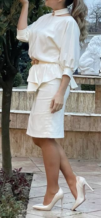 Costum doua piese unicat