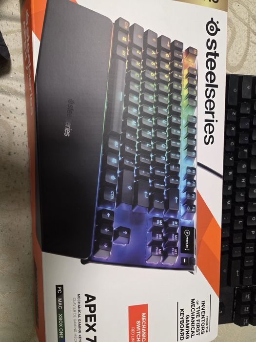 Клавиятура Apex 7 tkl red swithes