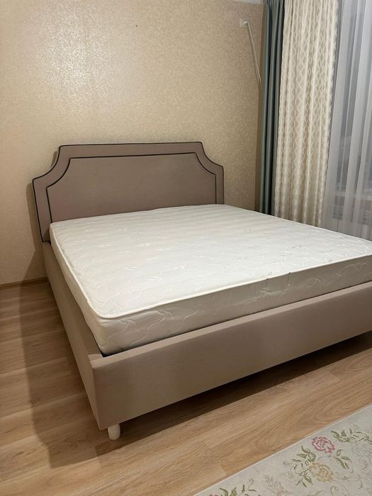 Продам кровать двуспальную