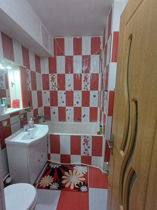 Vând apartament 2 camere