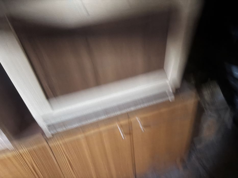 Тумбы старые разные