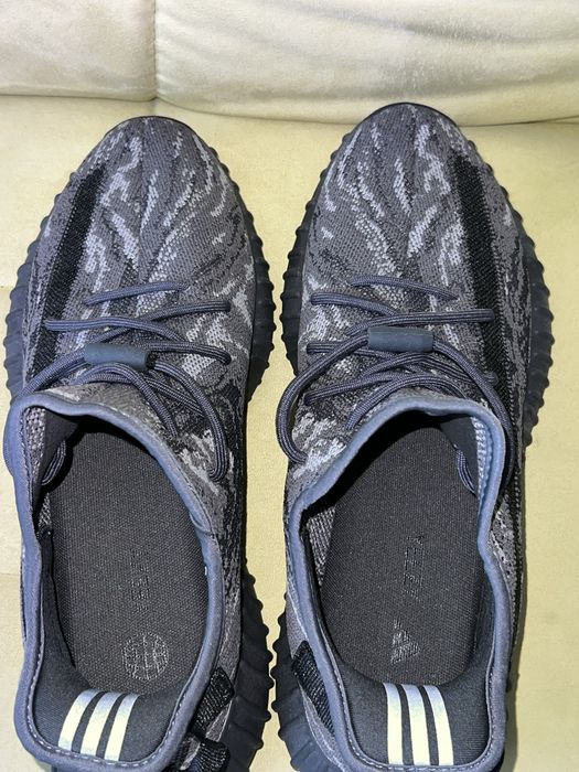 Yeezy Boost 350 V2 Dark Sea Salt