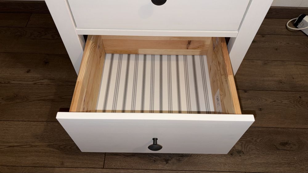 Noptiera albă IKEA Hemnes