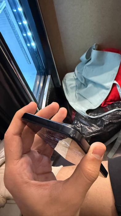 Iphone 16 black 128 gb в идеале