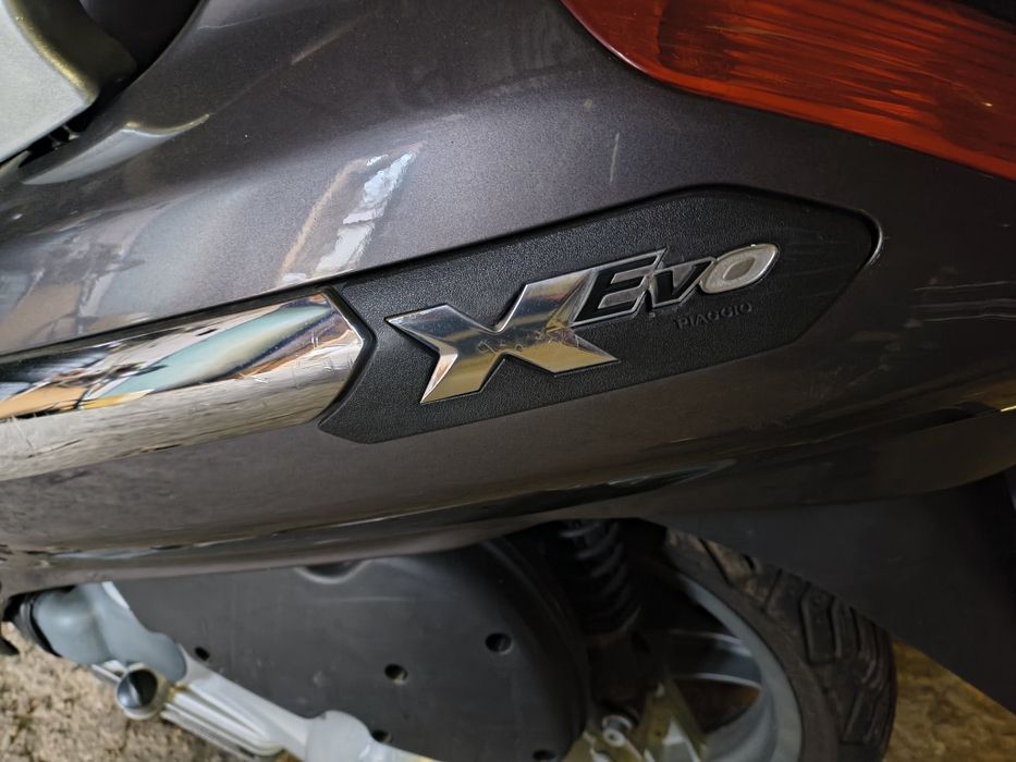 PIAGGO 250 i скутер