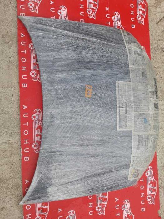 Капот на Audi A4 B7 2004 год