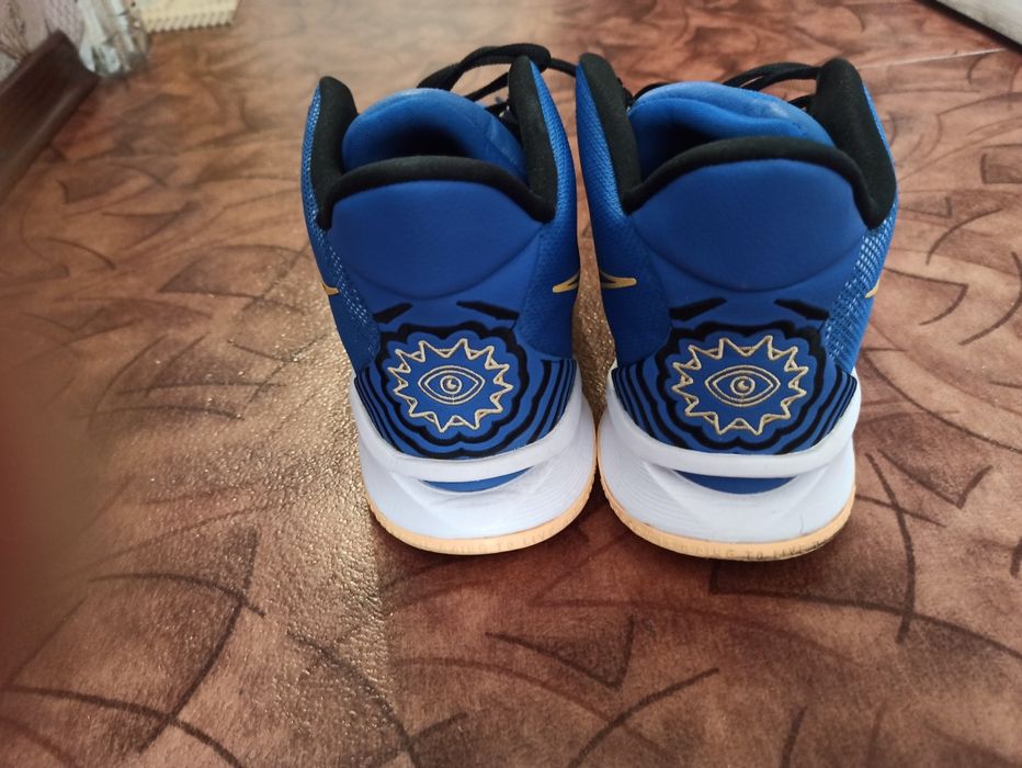 Кроссовки мужские