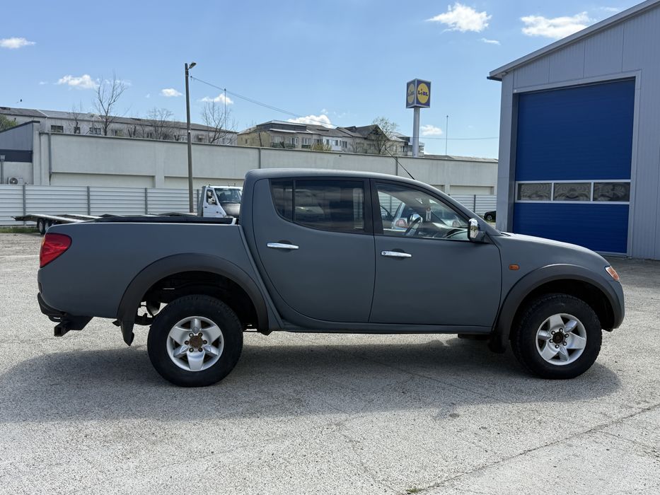 Mitsubishi L200 2009