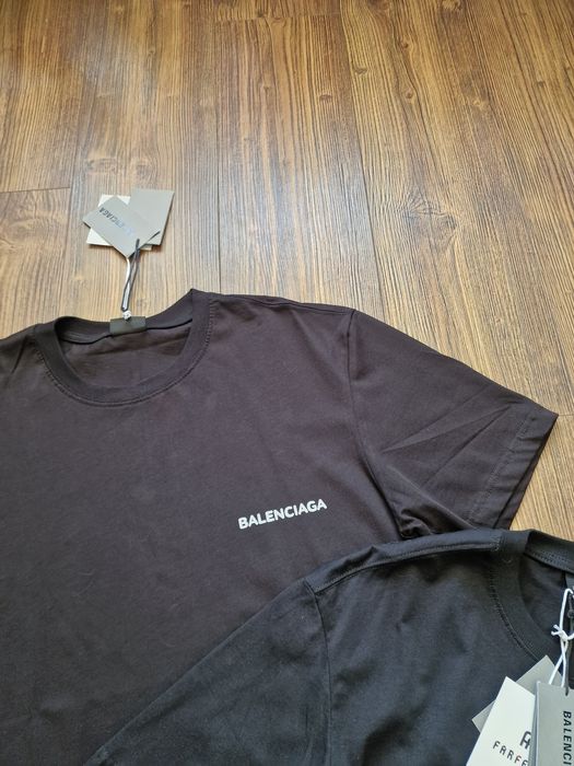 Страхотна мъжка тениска BALENCIAGA размер 2XL