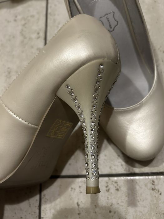 Туфли цвет айвори