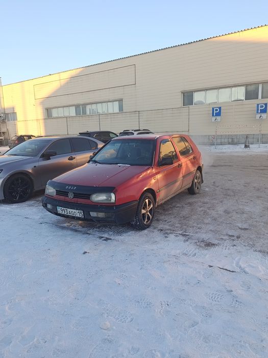 Продается Фольксваген гольф 1992 года