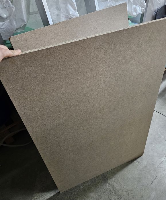 Палети,талашитени плоскости и скари