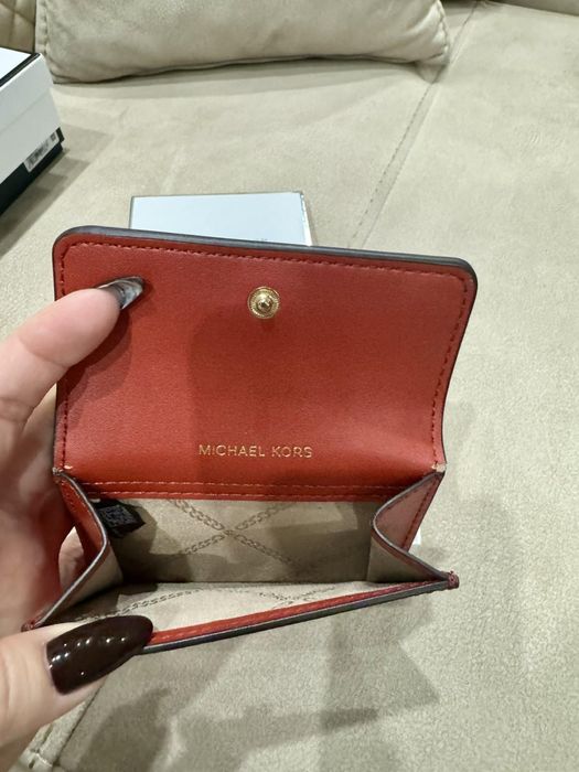 Портмоне кардхолдър