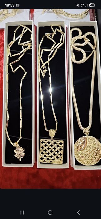 Har xil turdagi bijuteriyalar