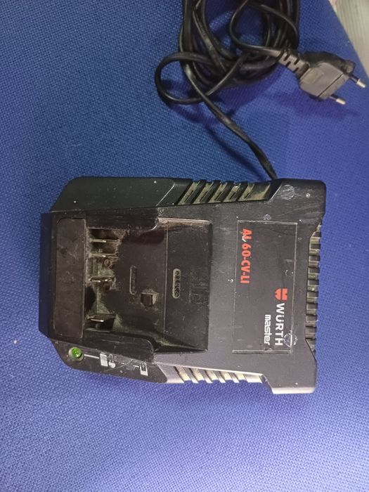 Incarcator baterii Wurth  Bosch 18v sau 14,4v li ion
Este testat

#8