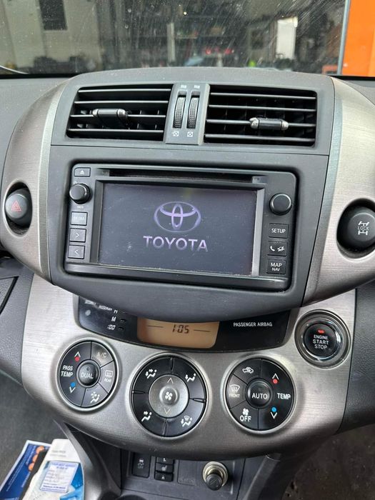 Тойота Рав 4 2.2 150кс НА ЧАСТИ 2012г