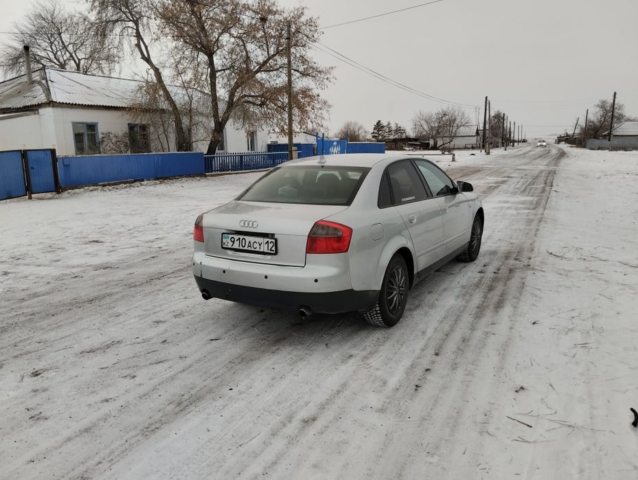 Продам Ауди А4 срочно