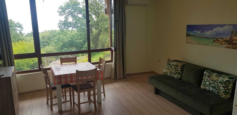 Дава се под наем Двустаен апартамент в к.к. Златни пясъци - 70 кв.м за 459 € - Снимка #1