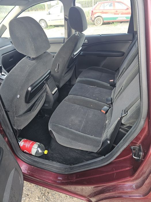 Dezmembrari piese ford c max rosu 1,6 tdci,80 kw,automata  g8da cod motor