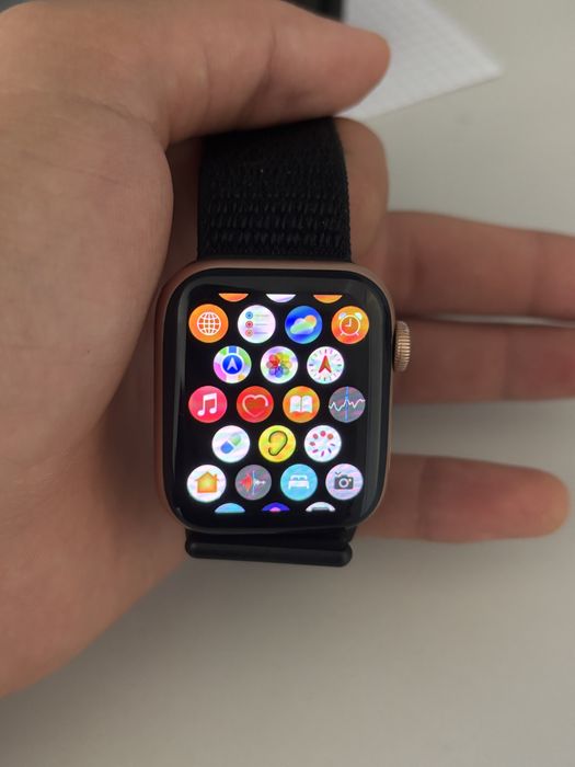 Часы apple whach se