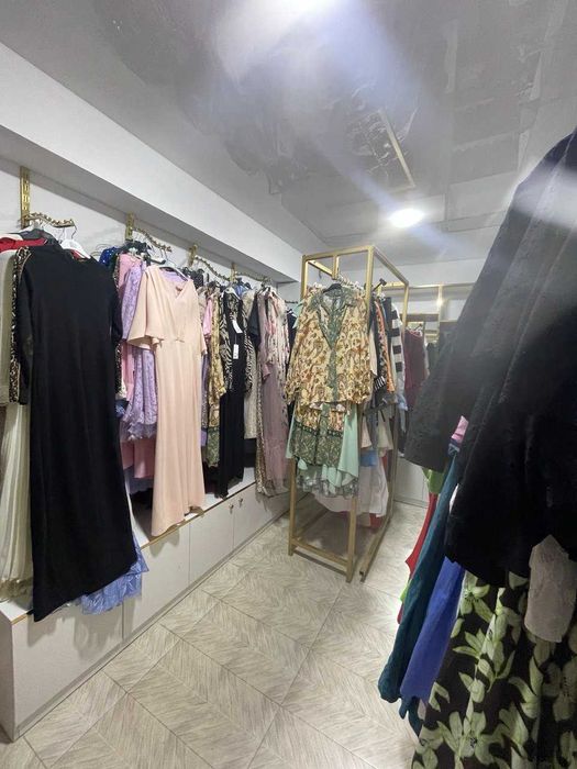 Магазин, салон продажа 261м ул. Моштабиб (Нукусская Амира Тимура)(ЛА)