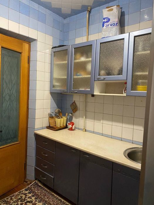 Kv arenda Jahon tillar unver oldi 2 ta qiz bola kerak